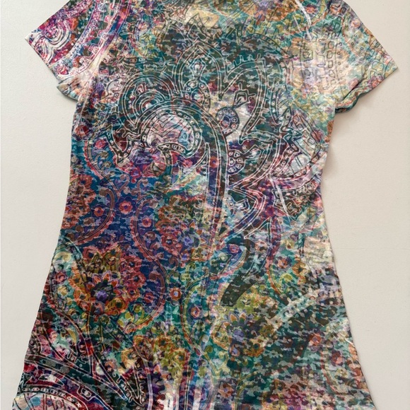 Daytrip Green and Blue Fitted Graphic T-Shirt - Picture 2 of 3